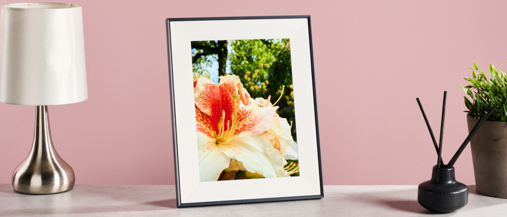 Auras Aspian Review: A Digital Photo Frame that looks beautiful like your pictures