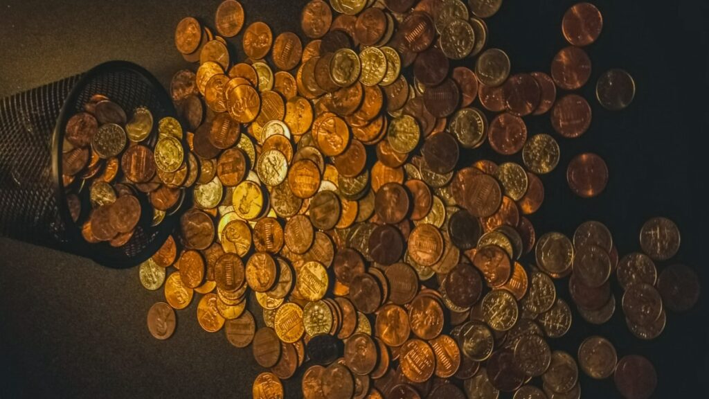 Bitcoin prices increase over 4 104,000 marks. JP Morgan says BitCoin can improve gold in H2 2025