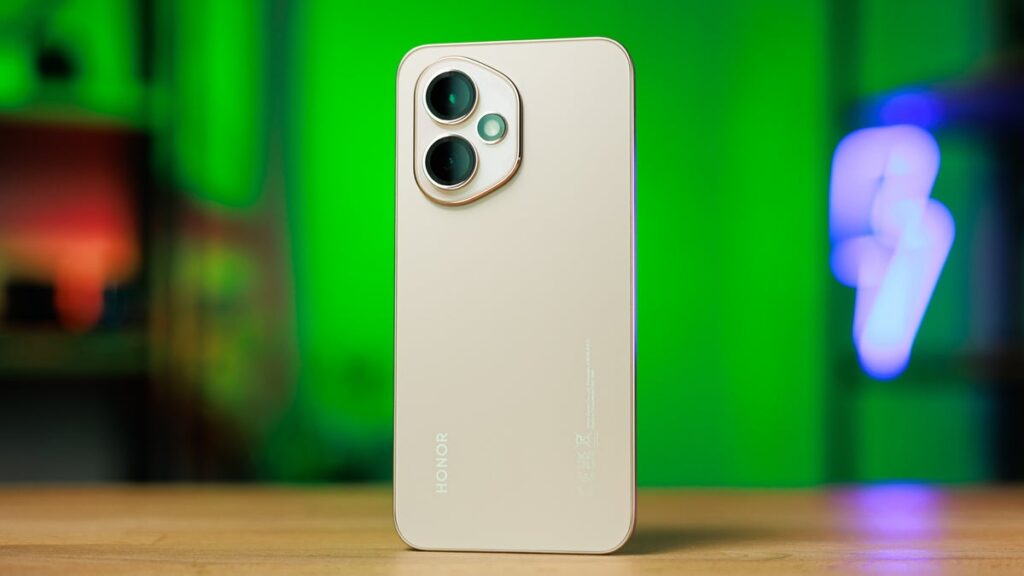 Honor 400 5G Overview: Forms meet the function