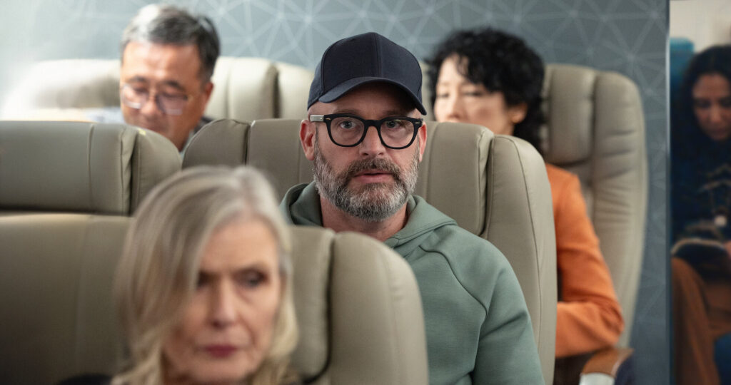 This new Netflix series combines the darkness of the Black Mirror with Crange Comedy and is an ideal weekend been Watch