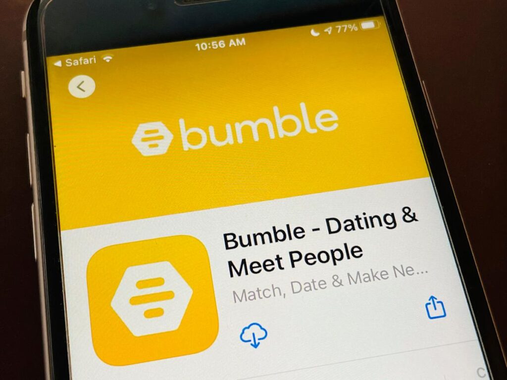Bumbel is laying 30 % of his workforce