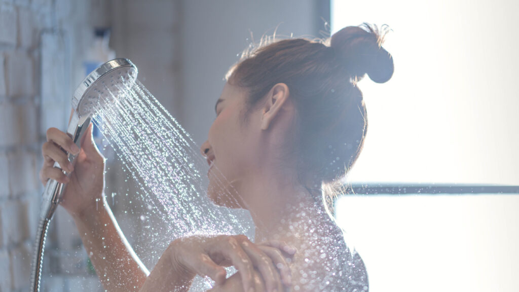 Expert says your morning shower is wasting your night’s sleep