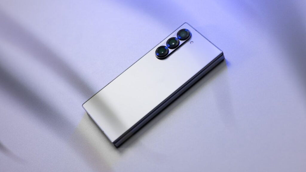 Galaxy Z Fold 7 Battery Less than 4,400 mA, IP rating is also frustrated