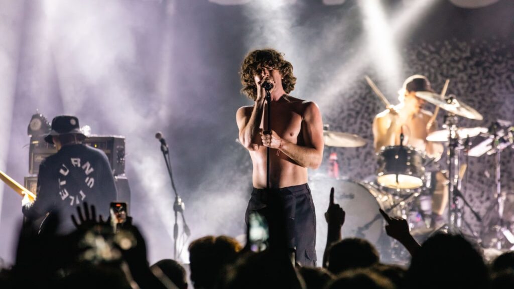 How to View Turn Styles for Free in Glastinbury 2025