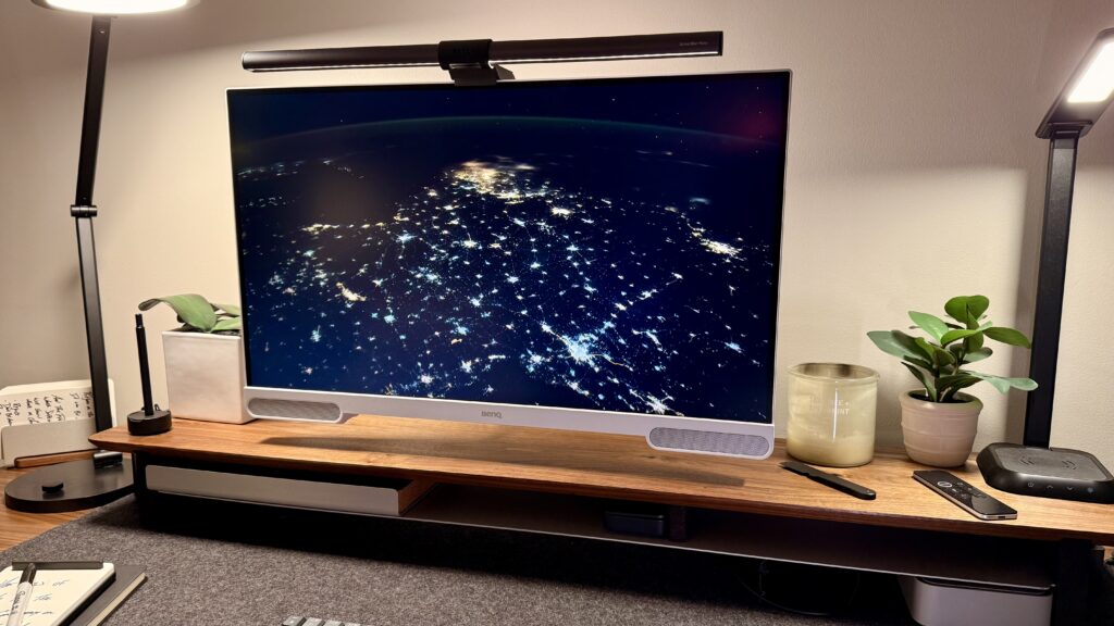 I reviewed the Bank EW2790U – and I still can’t believe this 4K Business Monitor is so cheap to get you