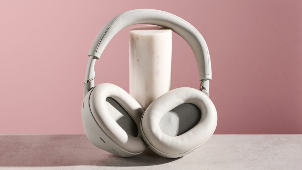 May have found out about everything in the new leakage that headphones 1 specified