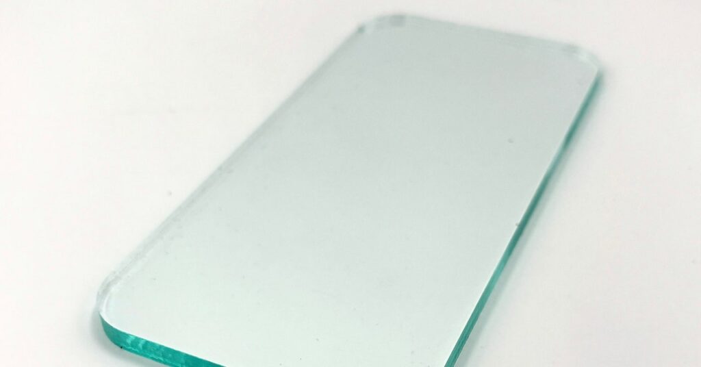 Metfone is a phone to help stop using your phone (he is not a phone)