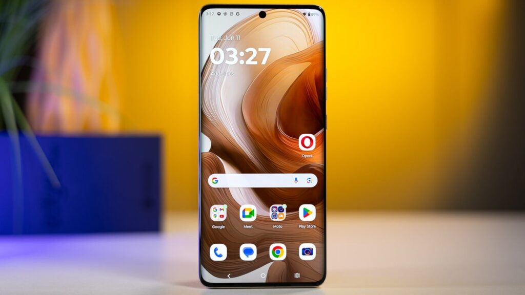 Motorola is allegedly working on an exciting high -end phone … for 2026