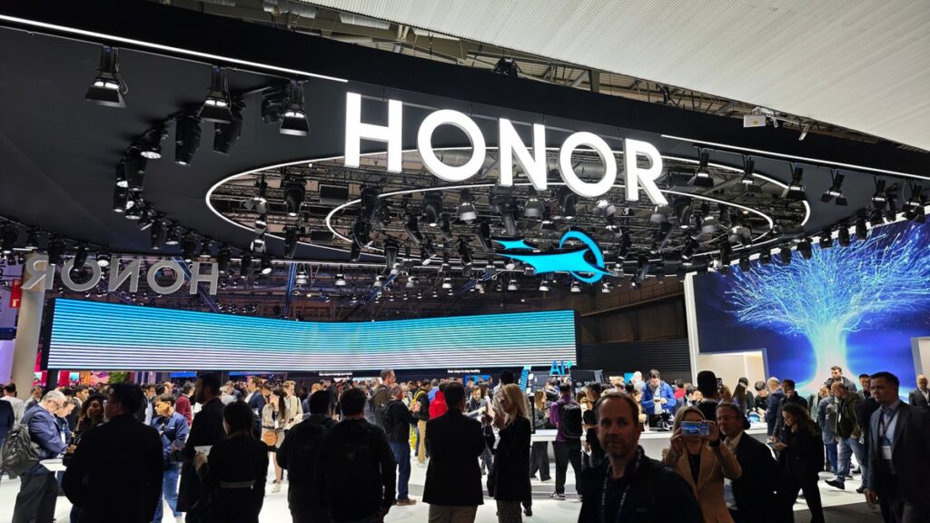 Qualcomm’s best chip set confirmed the “thin and lightly foldable” power.