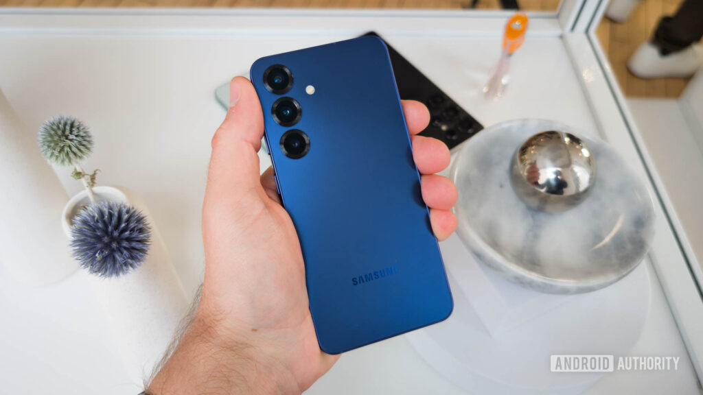 Samsung Galaxy S 25 vs Google Pixel 9 deals