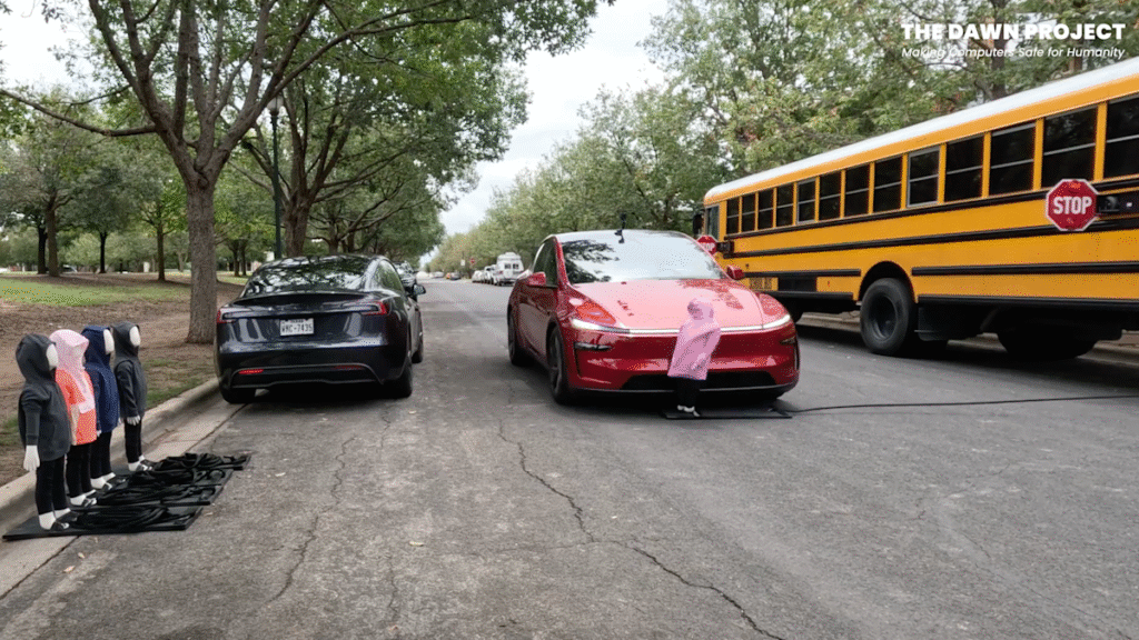 Tesla stopped the school bus in the past and hit children’s size dummies in full self -driving tests