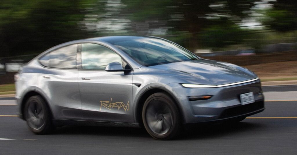 Texas lawmakers want more control of Tesla Robotics on their roads