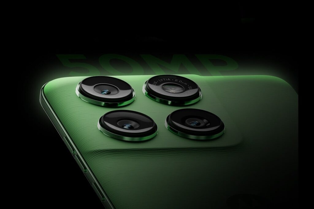 The Motorola Edge is ready to launch in India next week. Color options, specifications revealed