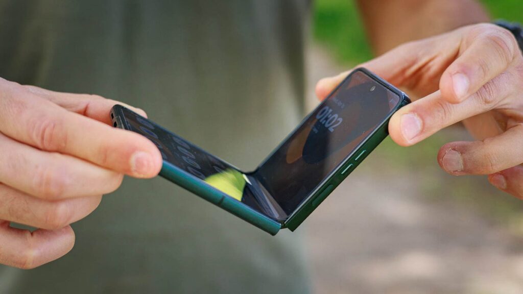 The best foldable for most people may not hardly be that they are getting all hype