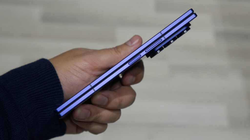 Can the Galaxy Z Fold 7 really be the world’s most thin foldable?