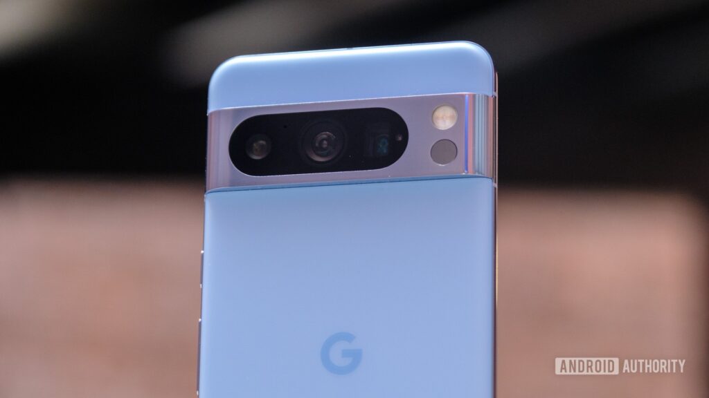 Google Pixel on the phone we have seen the best colors