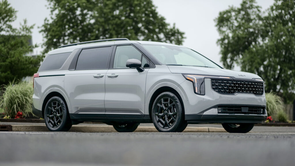 I drove Carnival Hybrid for a week for a week – here are my profession and agree