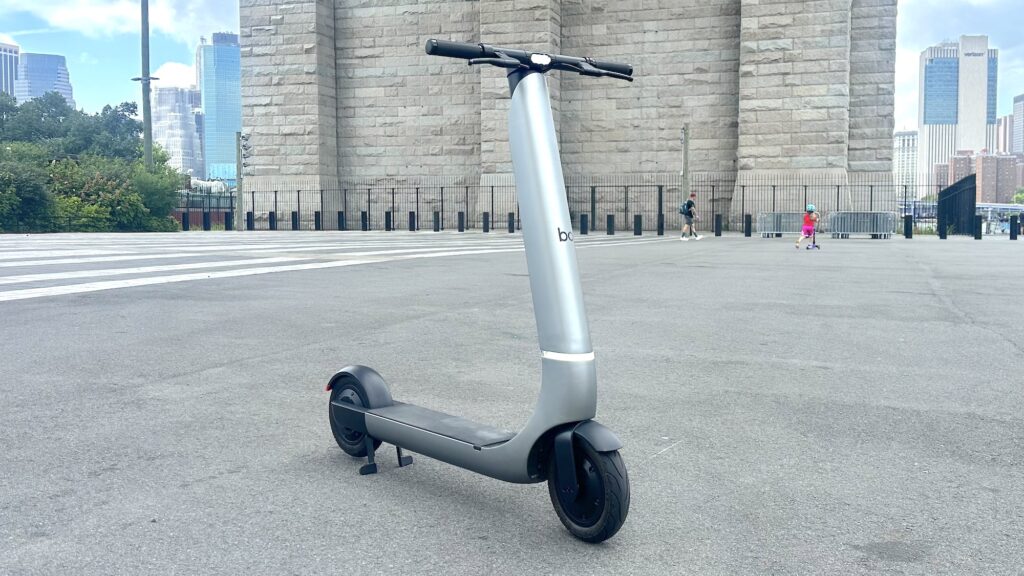 I rode a $ 2,000 electric scooter designed by Formula One Engineers – and I really have the temptation to buy it