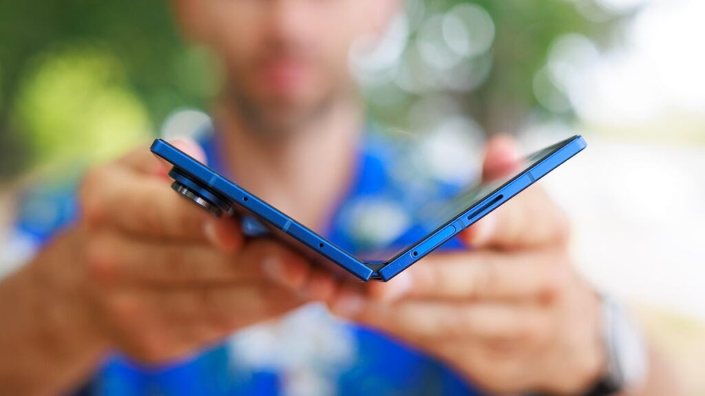 Last opportunity to pre -ordering new Galaxy Z Fold 7 and Z Flip 7 Series at EPIC Discount Last opportunity to pre -ordering new Galaxy Z Fold 7 and Z Flip 7 Series at EPIC Discount