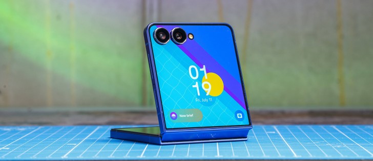 Samsung Galaxy Z Flip 7 Review Samsung Galaxy Z Flip 7 Review