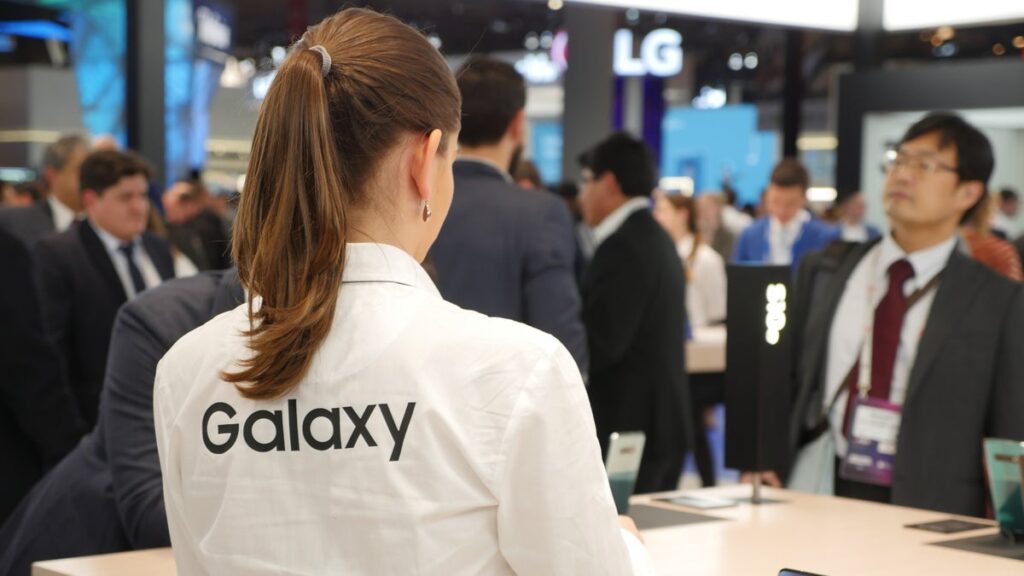Samsung’s next galaxy appears partially to a series phone