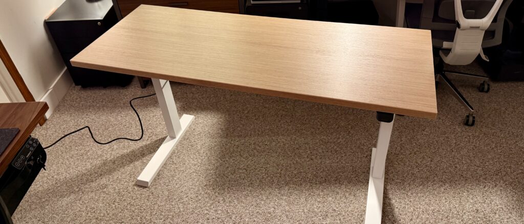 Stand desk review from Hworth -ul -Sitha