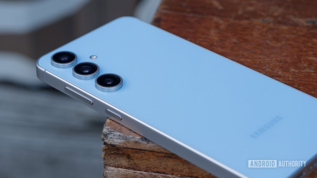 Samsung can give us a blue double dose for Galaxy S 25 per