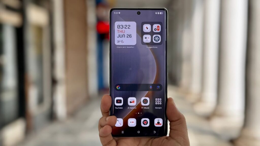 Top curved display phone in India (July 2025): One Plus 13, Motorola Edge 60 Pro, Vivo 400 Pro 5G, and more