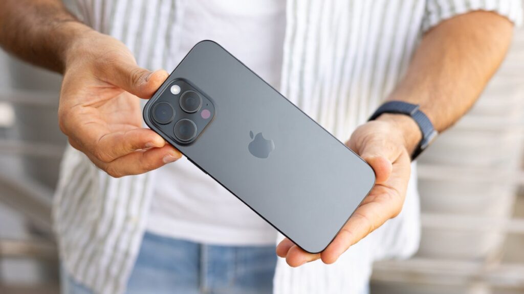 Chinese manufacturers are running to beat Apple by cartoon with the next big thing of iPhone