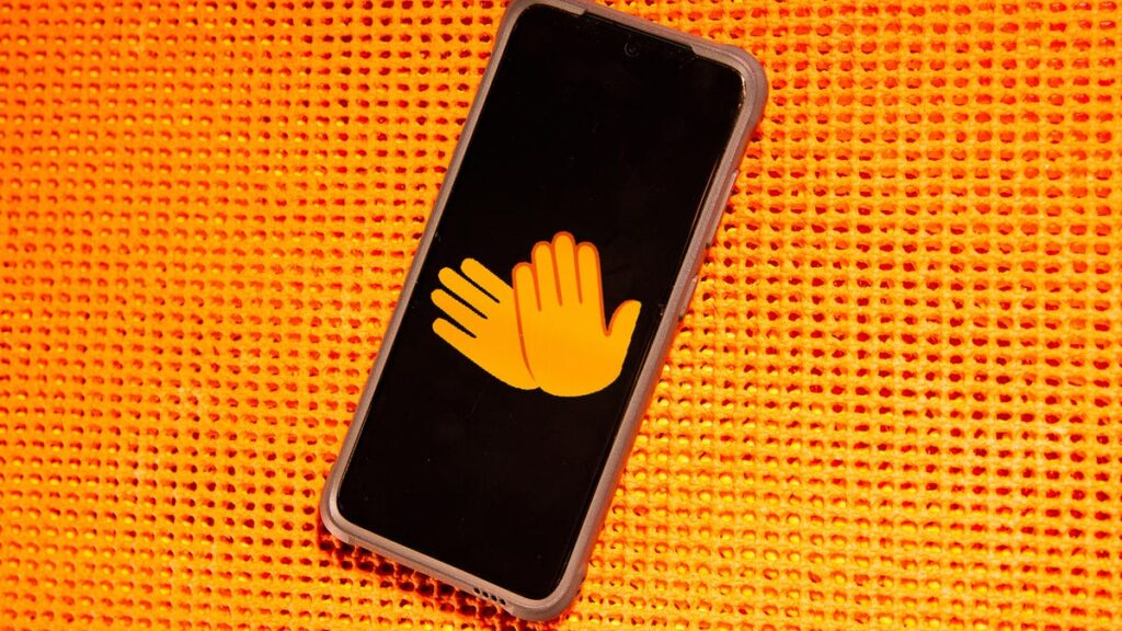 Google will now blur nude pictures in your messages. Here’s how to turn on (or off) here