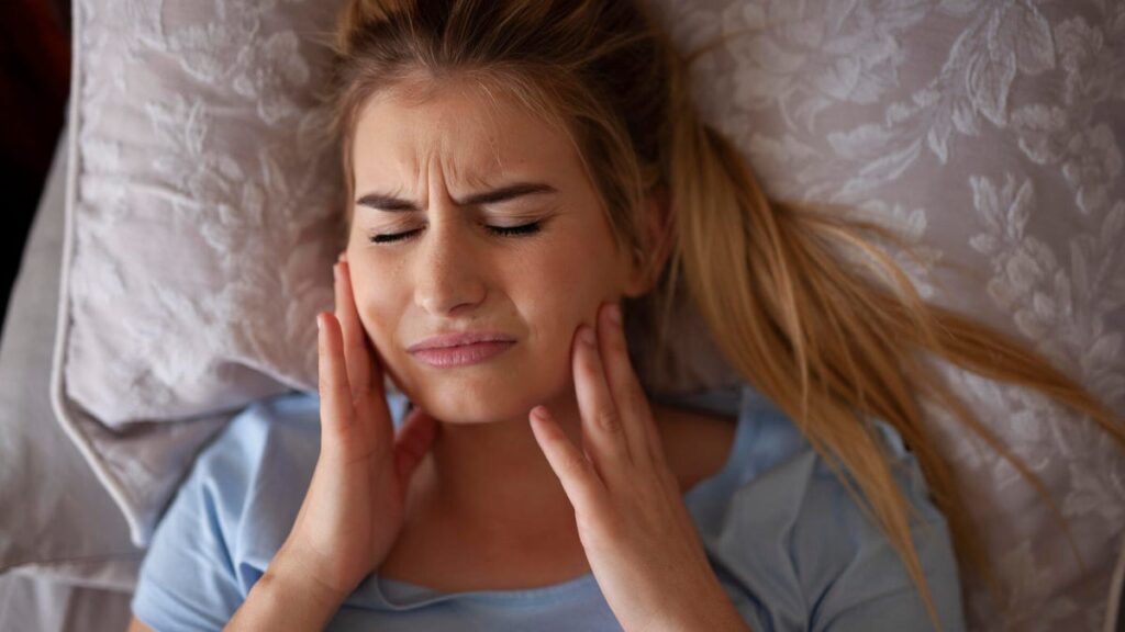 Grinding your teeth while sleeping? Naturally stopping how to stop