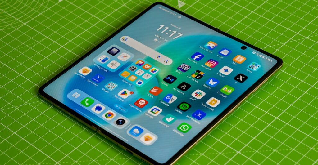 Honor’s Magic V5 is the thinly thin foldable, but that’s not important