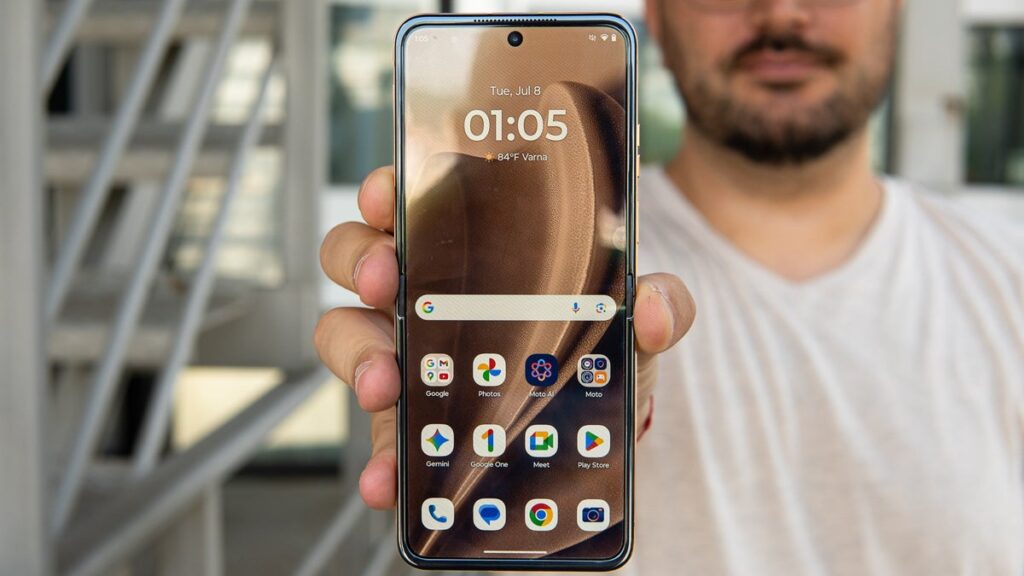 Premium Motorola Razr+ (2025) is hard to resist to your latest discount Premium Motorola Razr+ (2025) is hard to resist to your latest discount