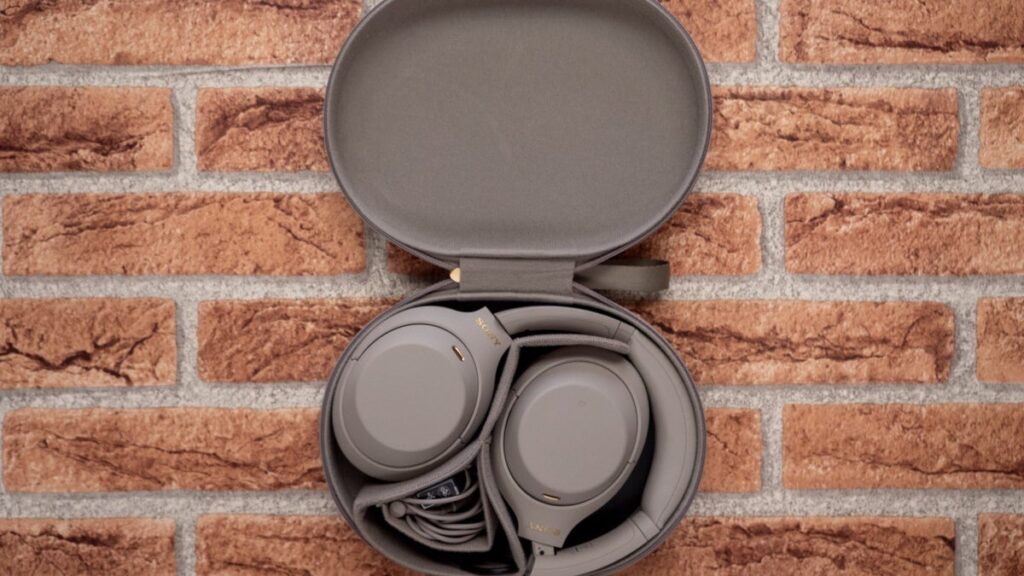 Premium Sony WH-4000XM4 Headphone 43 % Discover at irreparable low cost after discount