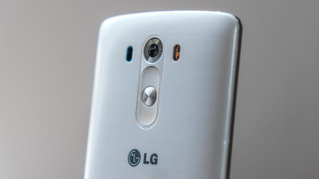 The woman won the case of 000 200,000 after the house was set on fire while charging