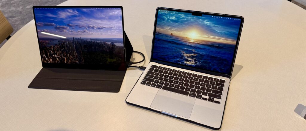 uperfect ucolor O2 portable monitor review