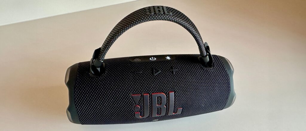 JBL Charge 6 Overview: A Beefir Bluetooth Speaker which is the best value