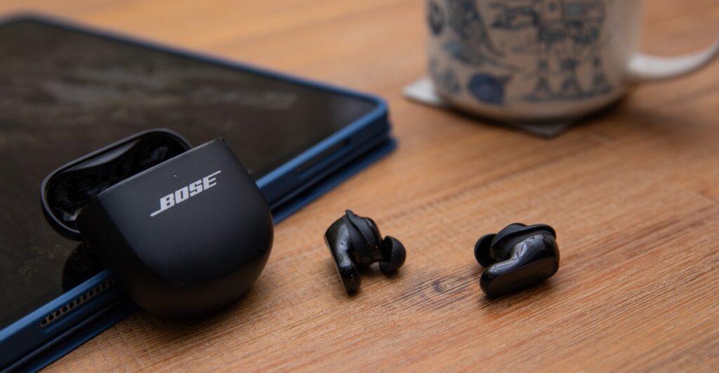 Bose Ultra Earbuds II General Review: Chunky Design, Incredible ANC Bose Ultra Earbuds II General Review: Chunky Design, Incredible ANC